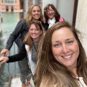 Meet your Posher, Brenda